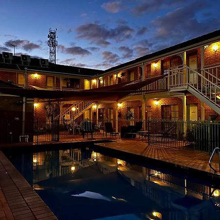 City Colonial Motor Inn Милдьюра Экстерьер фото