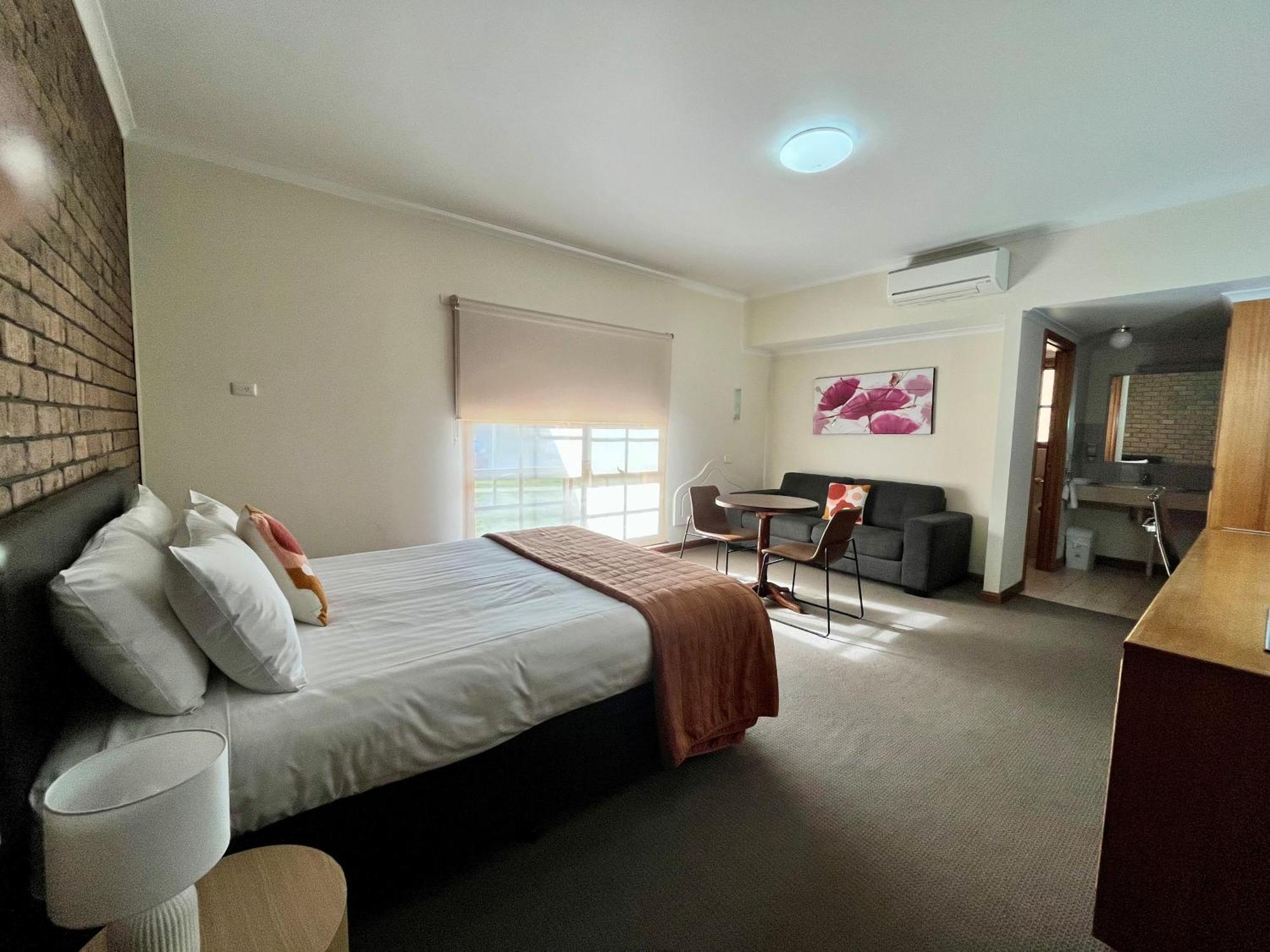 City Colonial Motor Inn Милдьюра Экстерьер фото