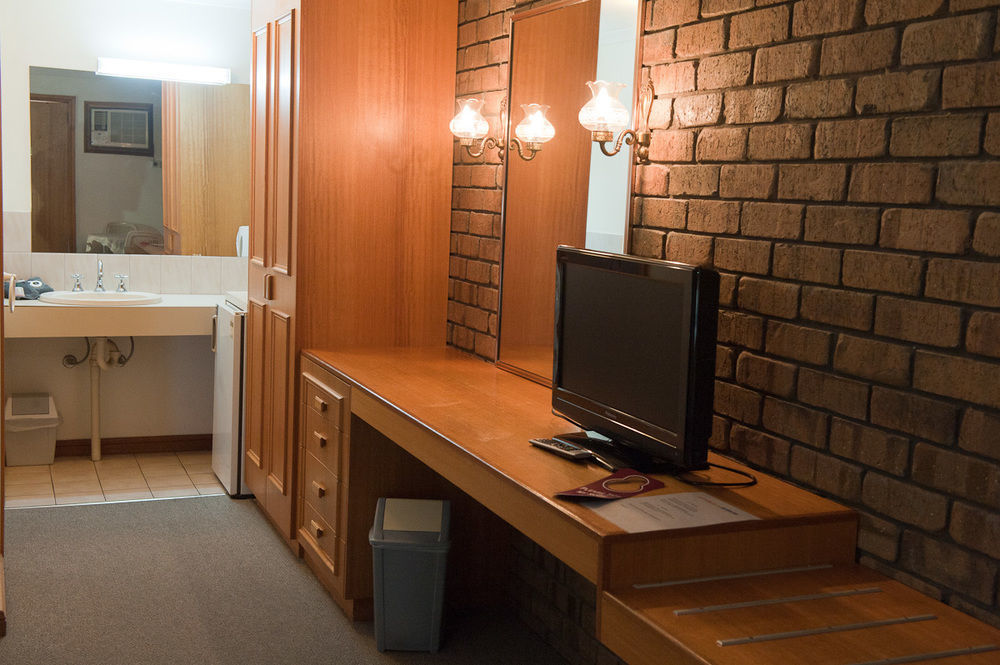 City Colonial Motor Inn Милдьюра Экстерьер фото